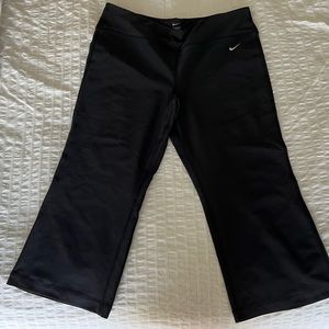 Nike Crop Flare Pants